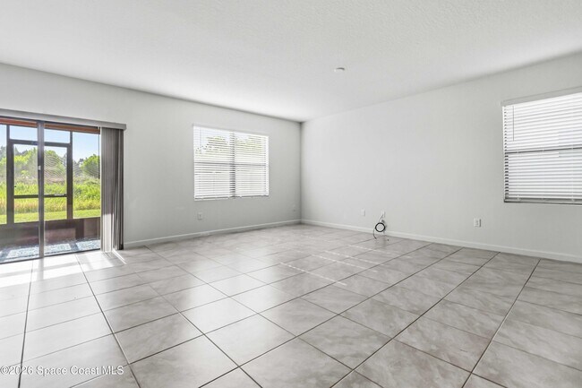 939 Remington Green Dr SE