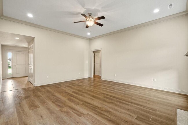 Photo - 1811 Trellis Ln