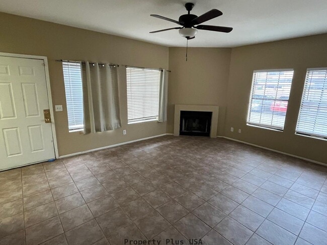 Photo - "Chic 2-Bedroom Retreat with 2.5 Baths in Prime Tempe Location – 1,072 Sq Ft of Modern Living!" Unit 110