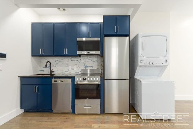 Photo - 1734 Nostrand Ave Unidad 2B