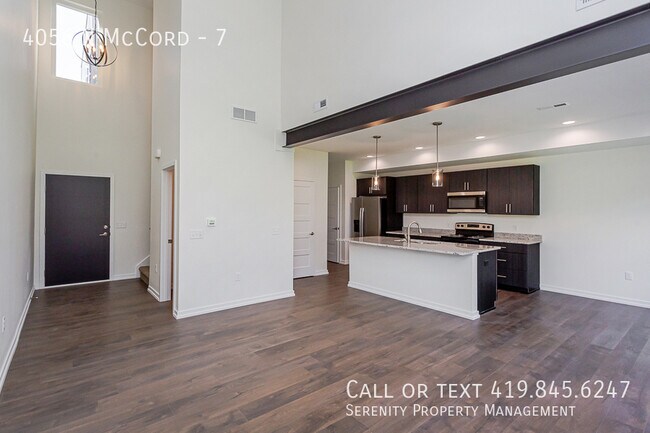 Photo - 4056 N McCord-7 Unit 7