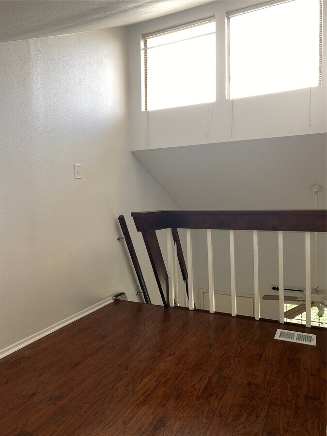 Photo - 1905 San Gabriel St Unidad 205