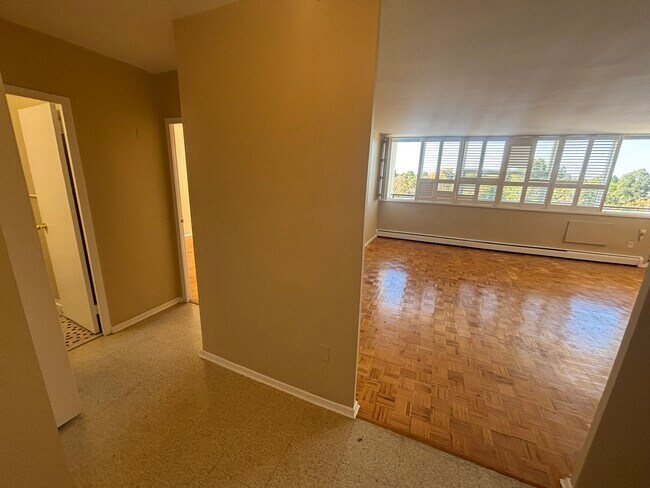 Photo - 1061 Queen's Blvd Unit 509
