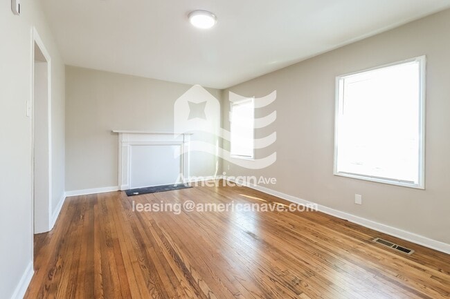 Photo - 5512 Ave P