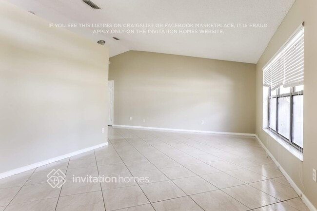 1511 Primrose Ln