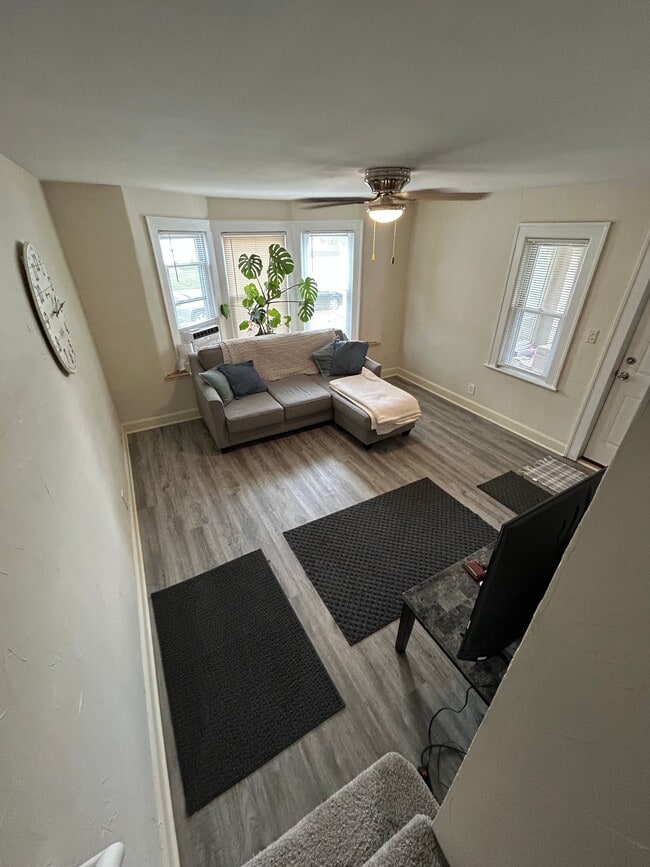 Photo - 2434 3rd St Unit 0