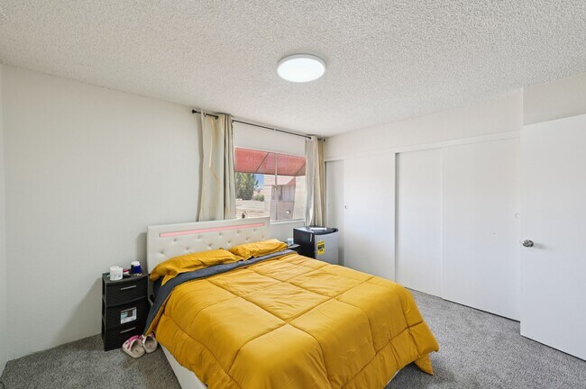 Photo - Las Casitas Apartments