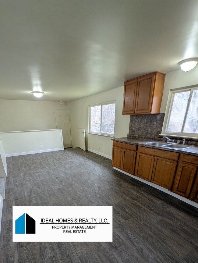 Photo - 5487 Clubok Dr