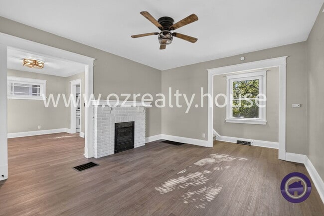 Photo - 2322 Upton Ave