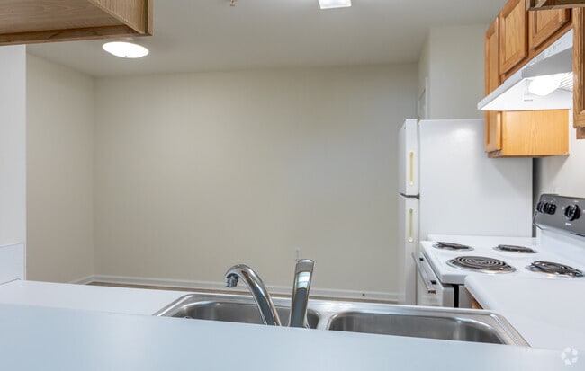 2BR, 2BA - 950SF- Kitchen