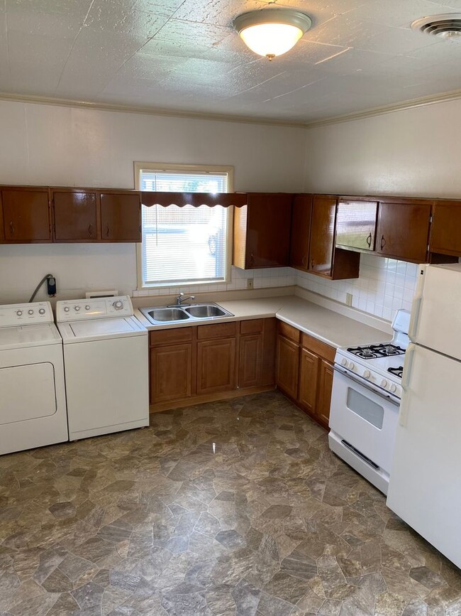 Photo - 2 Bed House with Garage