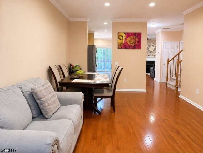 Photo - 38 Gordon Cir