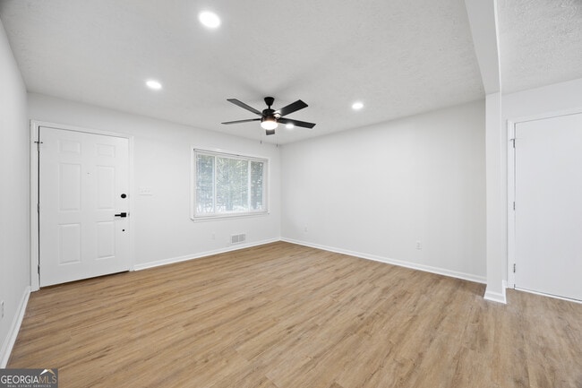 Photo - 1517 Colony East Cir