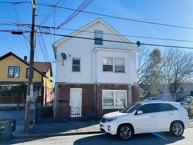 25 Fallon Ave Unit 3
