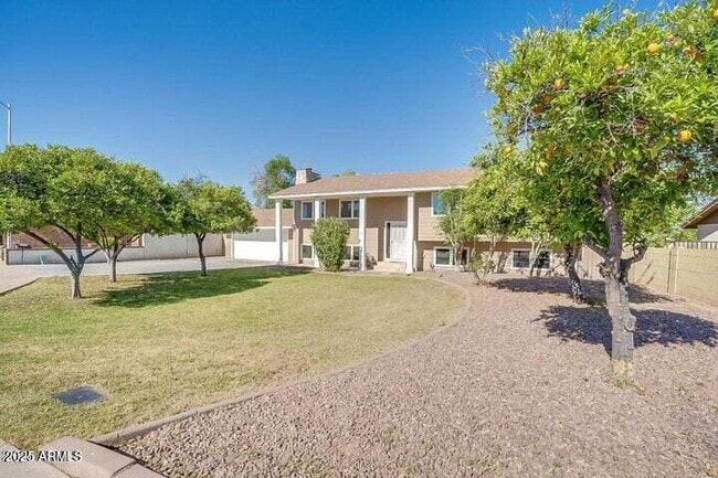Photo - 1728 N Spring Cir House