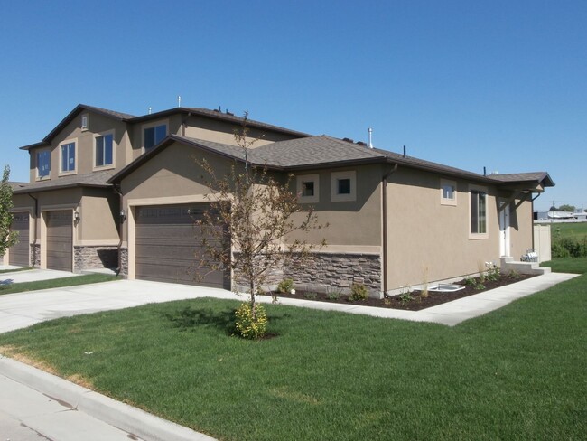 Luxury Tremonton Town-Home for For Rent - Luxury Tremonton Town-Home for For Rent