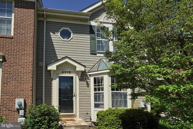 Photo - 6212 Adelay Ct W