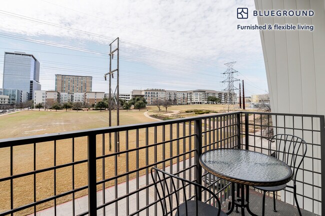 Photo - 3001 Esperanza Crossing Unidad FL0-ID299