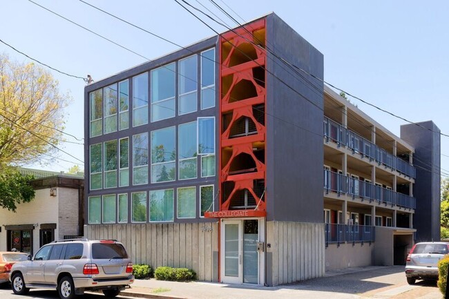 Building Photo - 2828 College Ave Unit 14