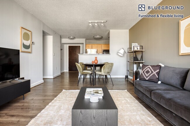 Photo - 4835 Cordell Ave Unidad FL7-ID597