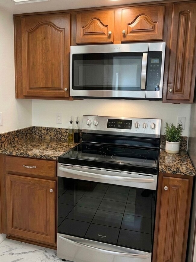 Photo - 355 Springdale Dr