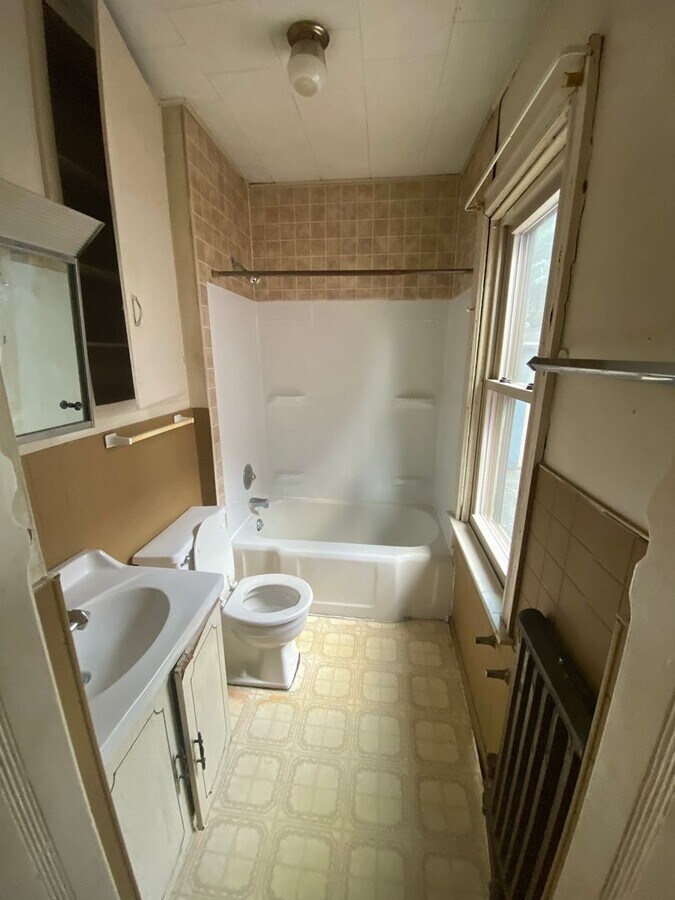 Photo - 237 N 11th St Unit 1