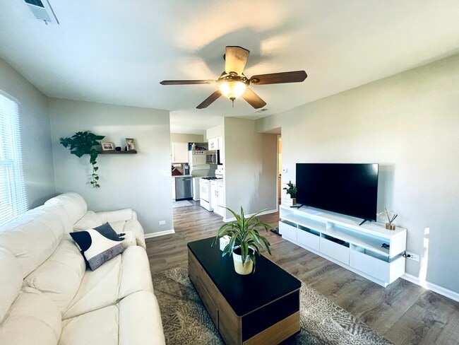 Photo - 178 Stephanie Ct Unidad A