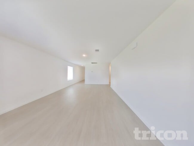 Photo - 3072 Dawn Sound Dr