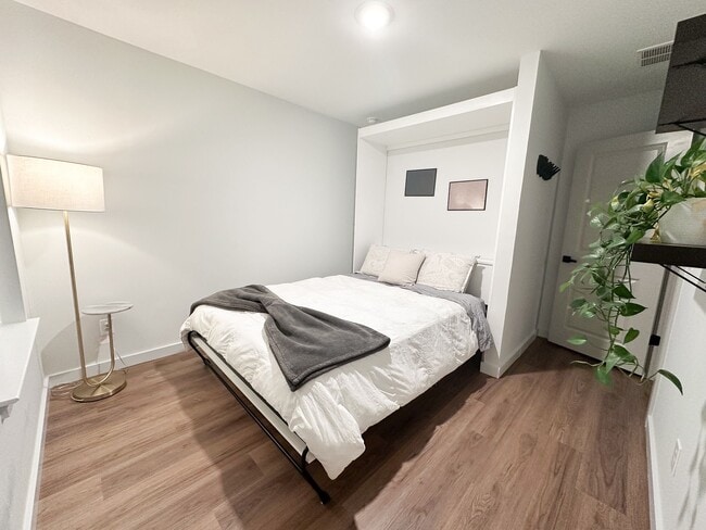 Photo - 202 Wappoo Trace Ln