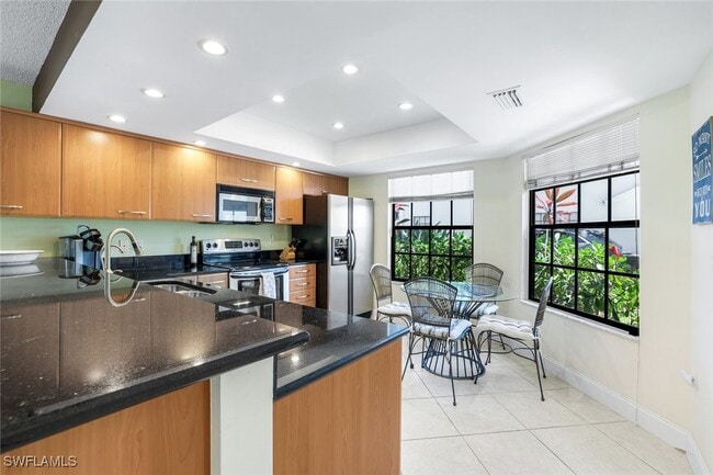 Photo - 823 Meadowland Dr