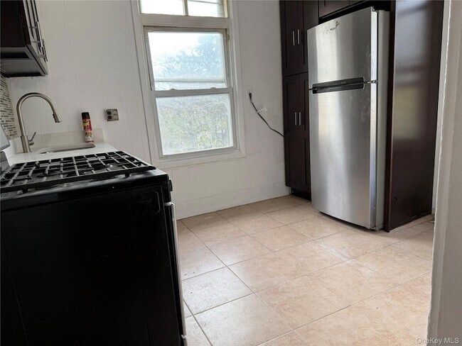 Photo - 2226 Newbold Ave