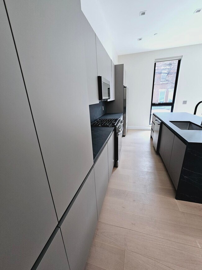 Photo - 625 S 17th St Unit F