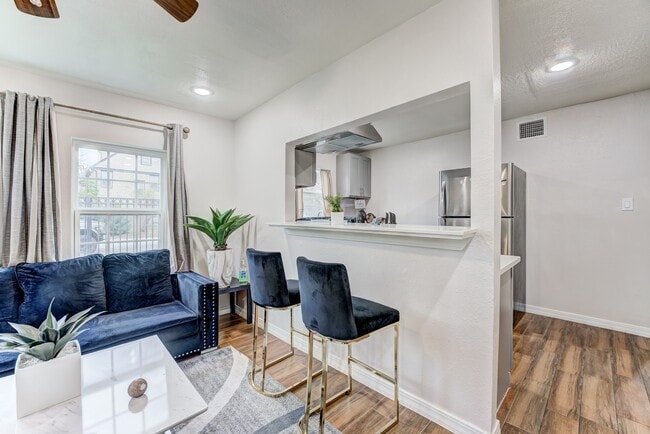 Photo - 2720 Truxillo St Unit 1