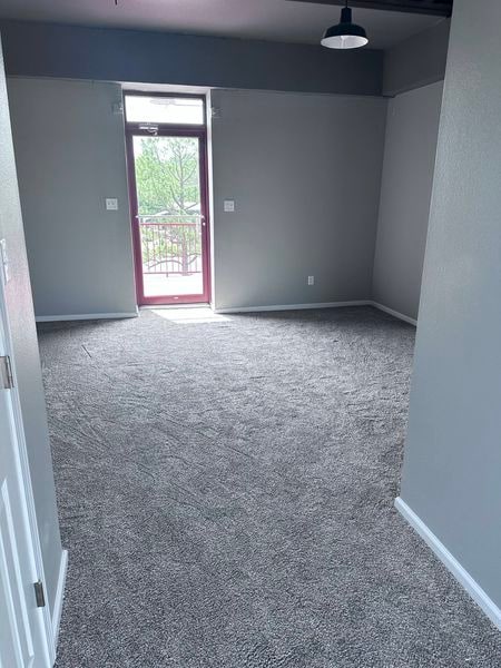 Photo - 320-330 Griffith St