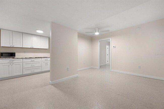Photo - 308 Ohio Pl Unit 1