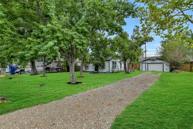 2505 29th Ave N