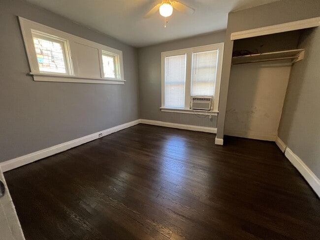 Photo - 1260 Gimblin St