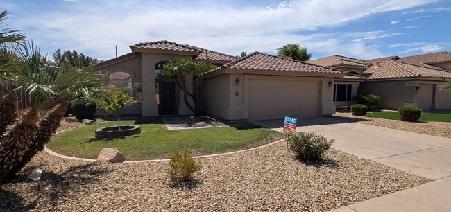 Photo - 3 Bedroom Home in the Silverhawk Community Near N Cooper Rd and W Guadalupe Rd!