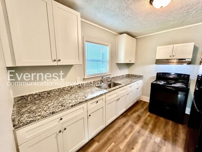 Photo - 29 Chappell Rd NW