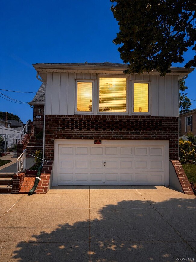 Photo - 135-11 122nd Pl