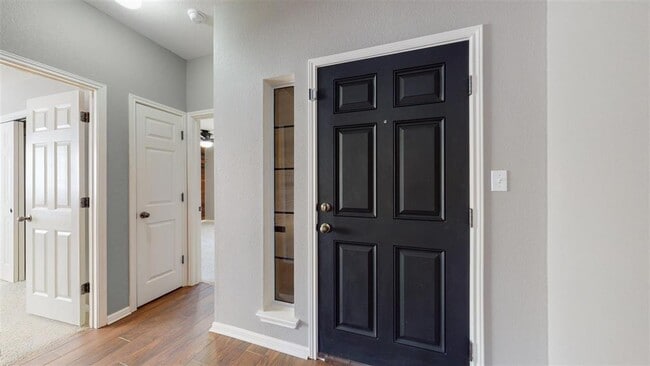 Photo - 221 Creek Ridge Ln