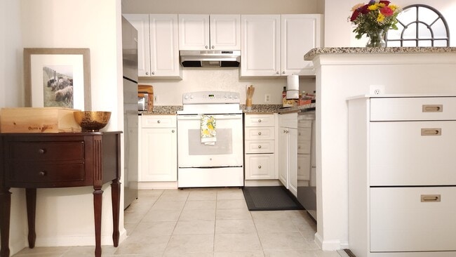 Photo - 3009 Nicosh Cir Unit 2/F