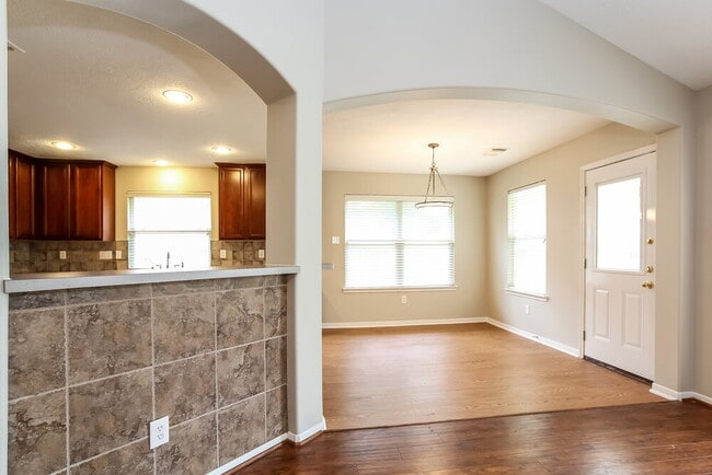 Photo - 27 Orchid Grove Pl