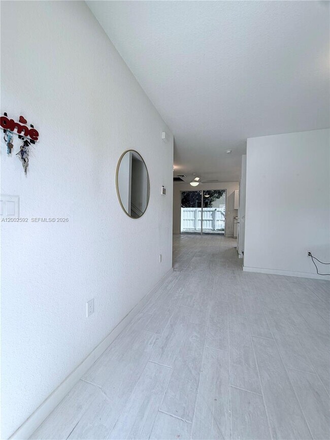 Photo - 2367 SE 11th St