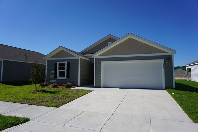Photo - 602 Draymore Dr NE