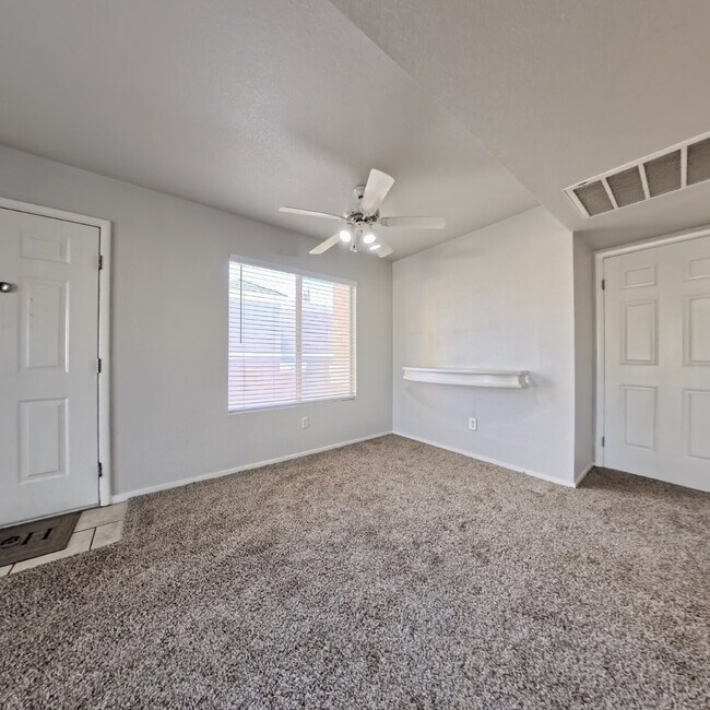 Beautiful 2-Bed, 2-Bath 2nd-Floor Condo, Conveniently Located Just Minutes from the 215 Freeway!