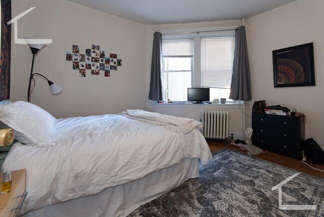 Photo - Brookline 4 BR 1 Bath Apartment - 9/1/26 (H&HW included) NO BROKER FEE