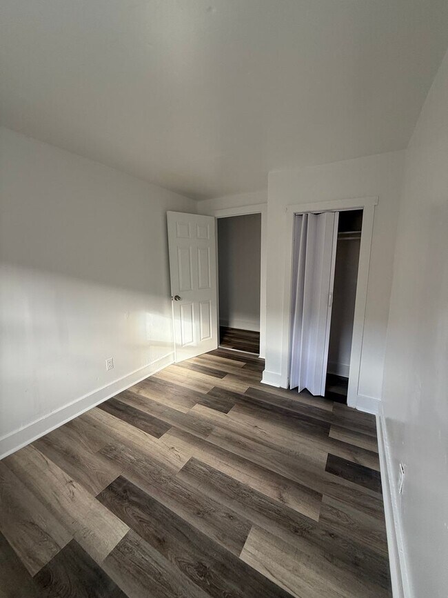 Photo - 124 S Chillicothe St Unidad 4