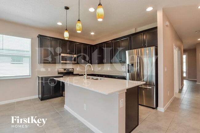 Photo - 874 Lady Bird Ln