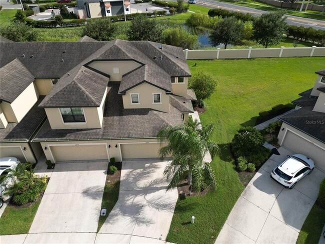 2400 Seven Oaks Dr